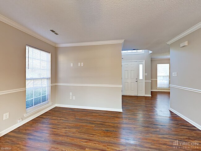 Foto del edificio - 5126 Timbertop Ln