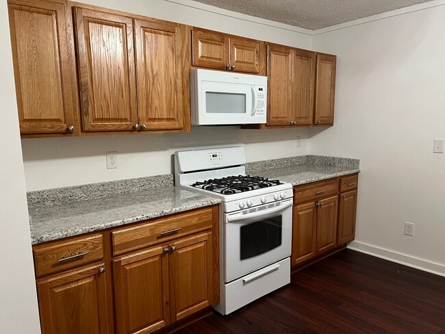 Foto del edificio - 1081 Waterlily Rd