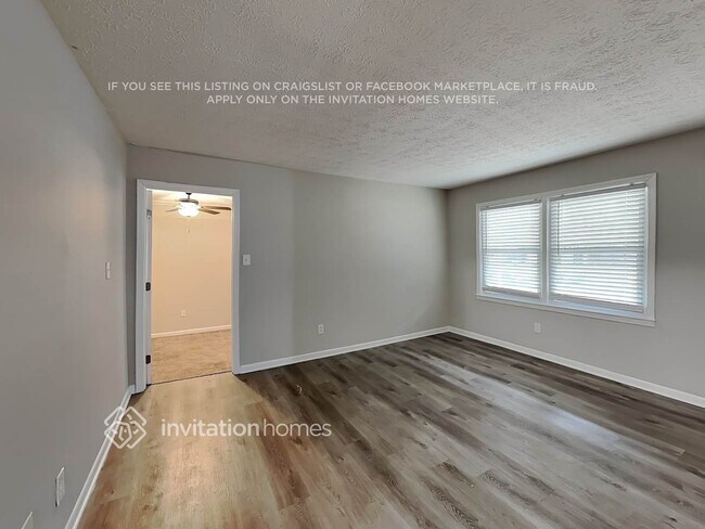 Building Photo - 415 Plainville Dr SW