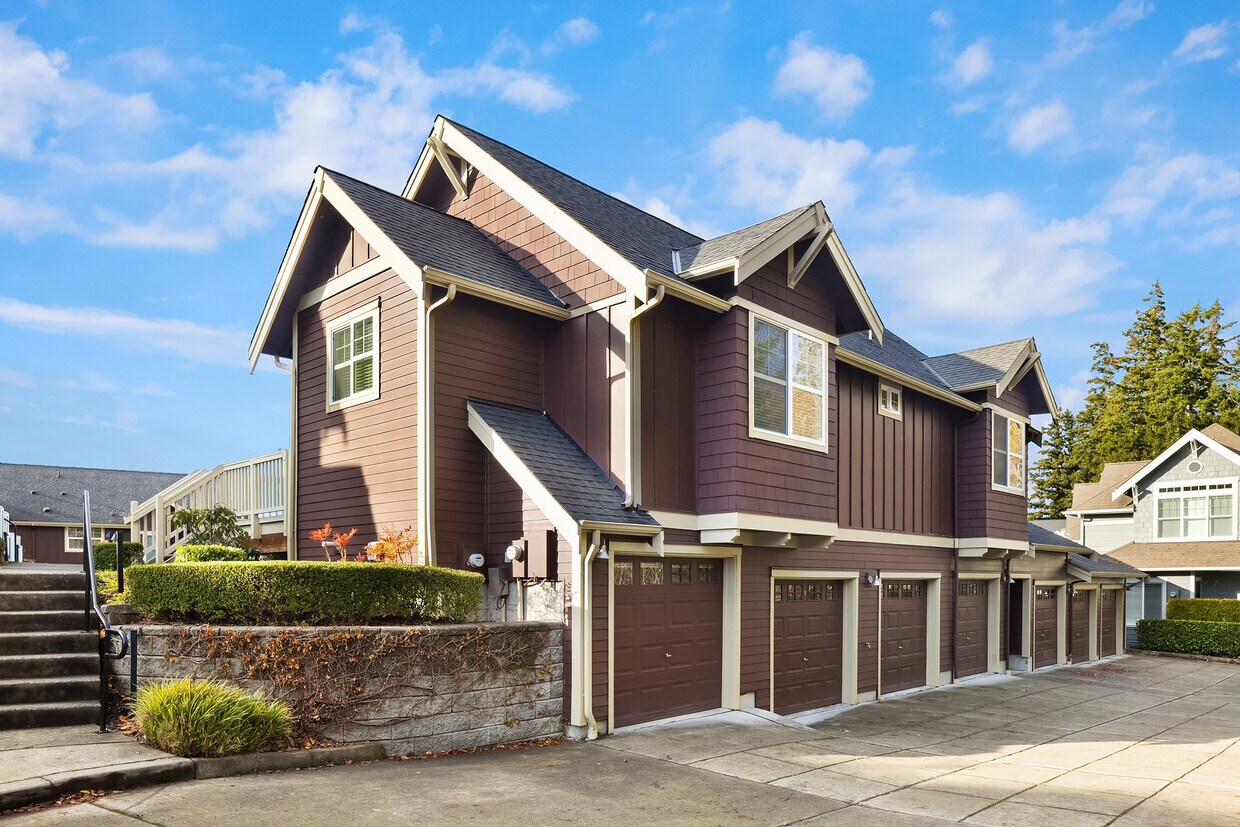 1936 NE Kincaid Walk Unit R42, Issaquah, WA 98029 Condo for Rent in