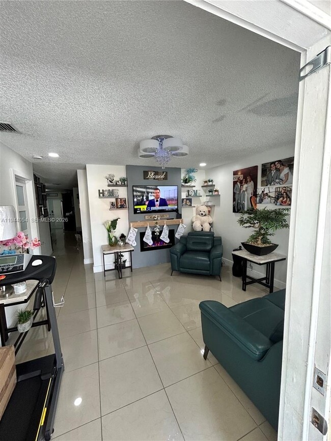 Foto del edificio - 9028 NW 114th Terrace