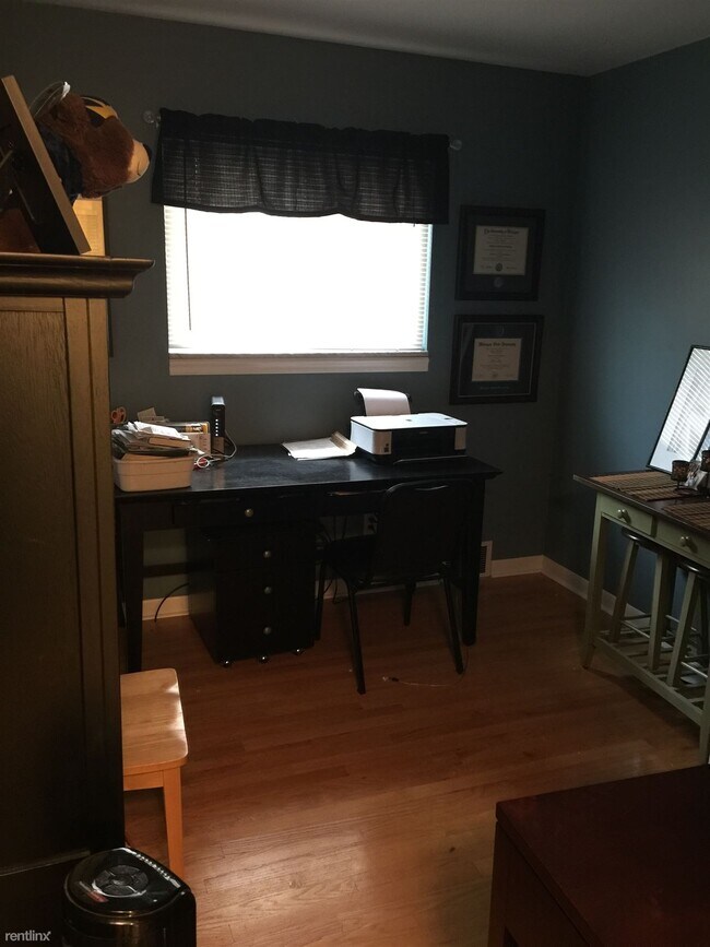 Foto del edificio - 3 br, 2 bath House - 1981 brys