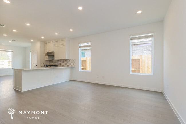 Building Photo - 27646 Spearmint Ridge Dr