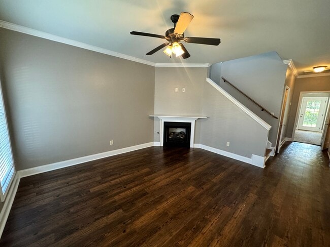 Photo - 3BR/2.5BA For Rent House