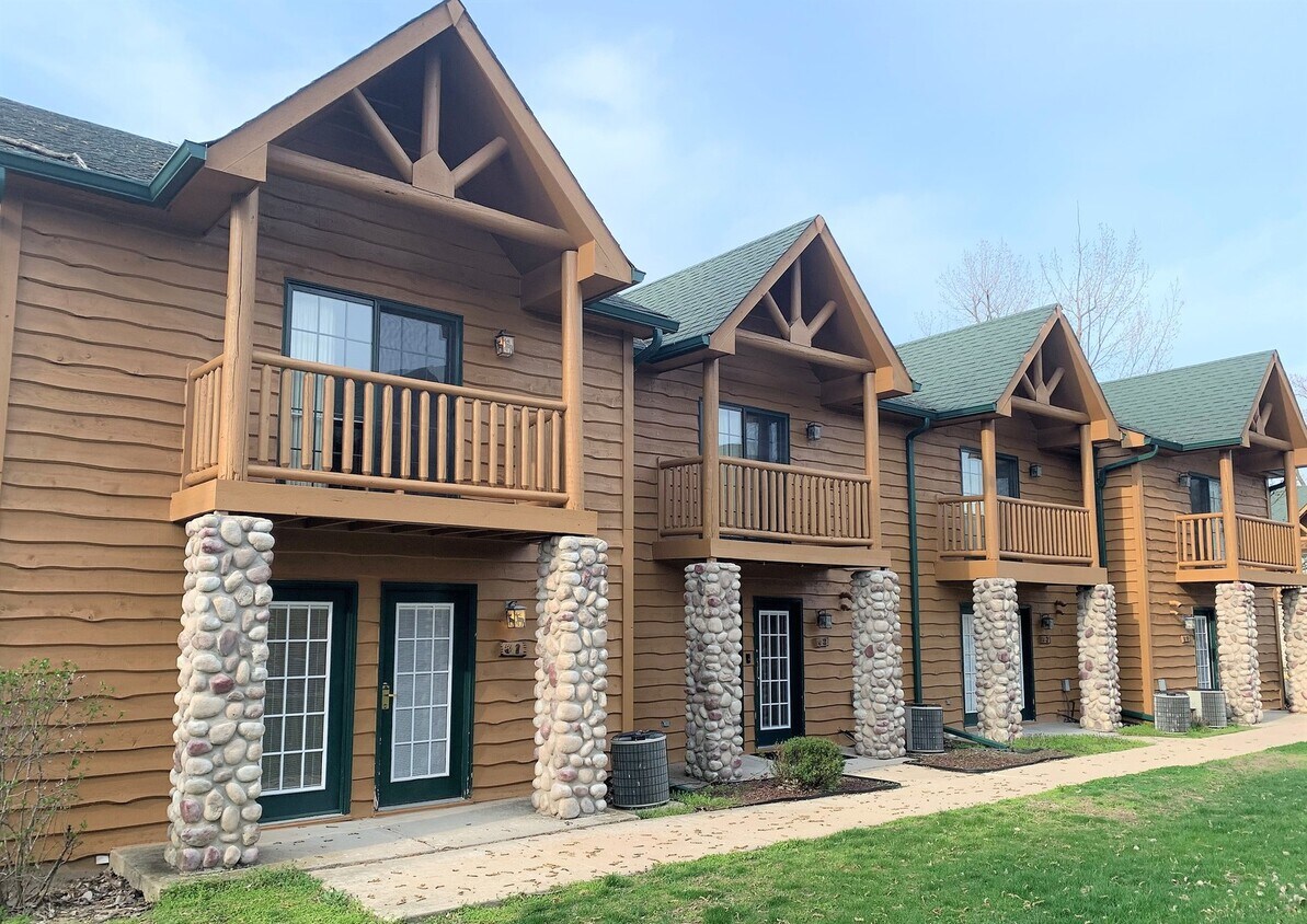 2643 N Il Route 178 Hwy N, Utica, IL 61373 Townhome Rentals in Utica