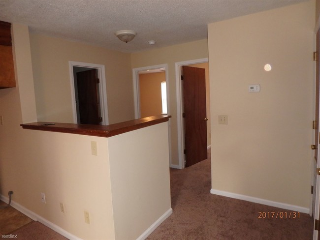 Building Photo - 805 Peed Dr