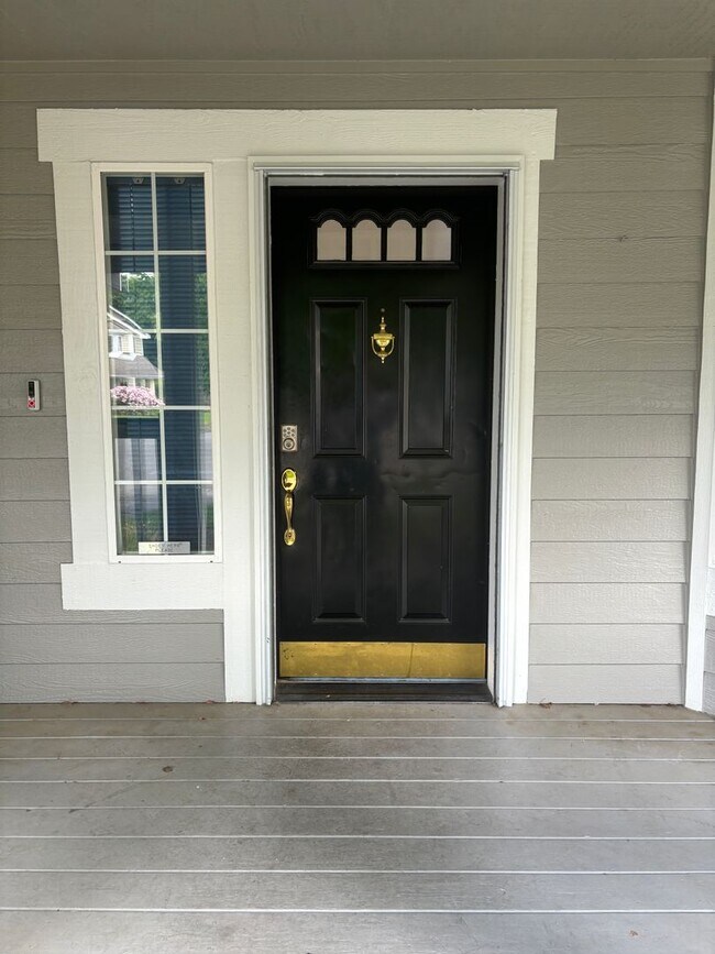 Building Photo - Beautiful 3 Bedroom Lacey House for Rent!