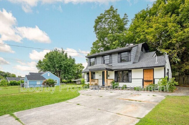 Foto del edificio - 5332 Oakdale Ave