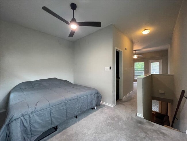 Building Photo - 1404 Norwalk Ln