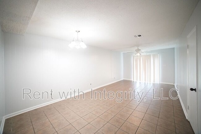 Foto del edificio - 2325 W Pensacola St