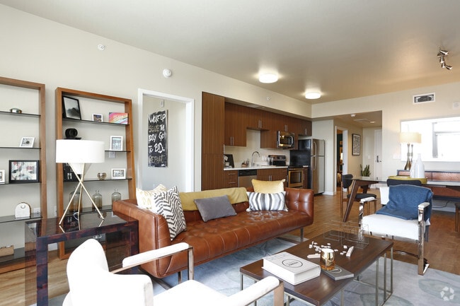 2HAB,2BA-D02 - Centerra