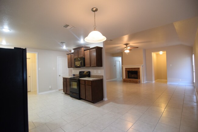 Building Photo - 2609 Alamocitos Creek Dr