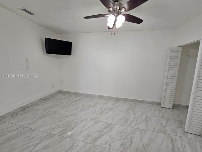 Foto del edificio - 14835 SW 138th Terrace