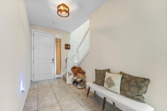 Foto del edificio - 16280 Oakview Dr