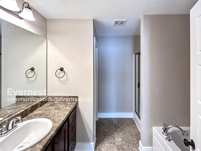 Building Photo - 4374 Shivas Way