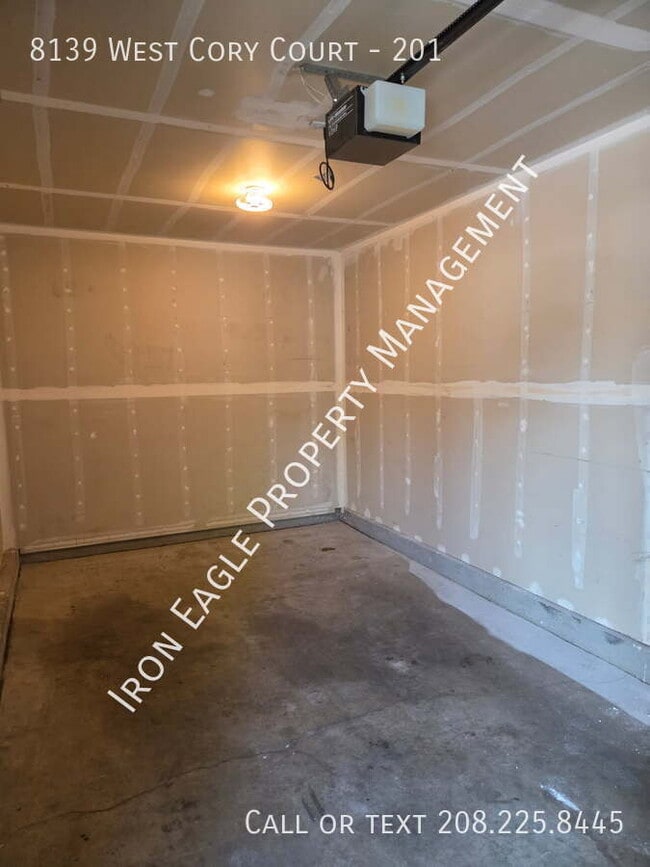 Foto del edificio - 8139 W Cory Ct