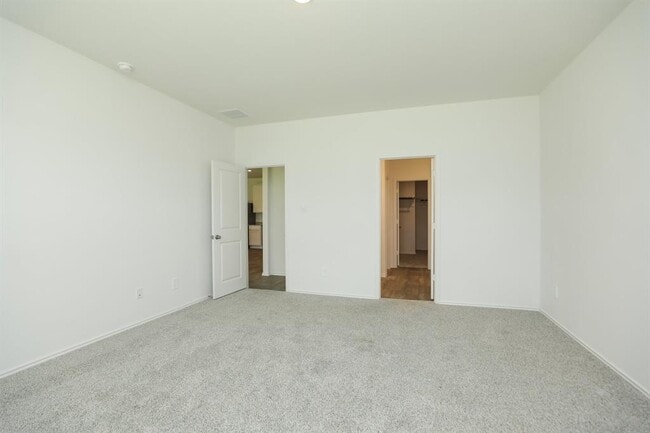 Building Photo - 30811 Brightwell Bnd