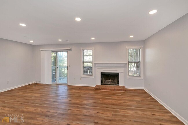 Building Photo - 1683 Grist Mill Dr