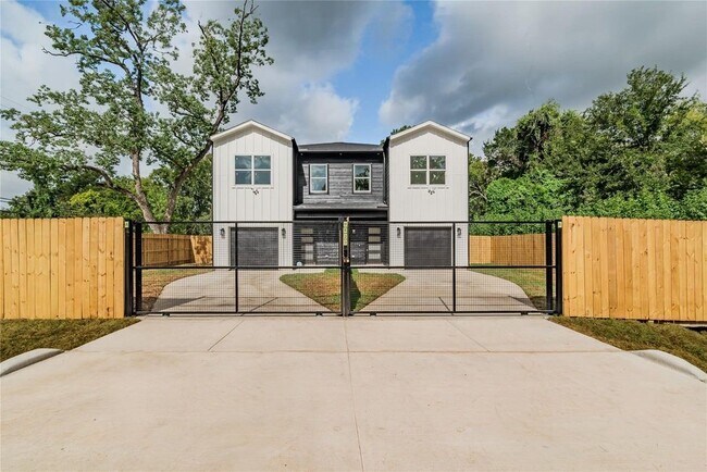 Foto del edificio - 9523 Willow St