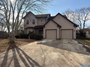 Building Photo - 103 Kestrel Ct SW