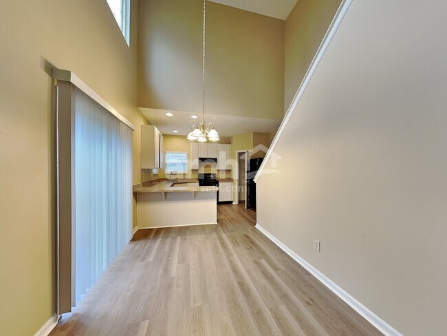 Building Photo - 6349 Clary Ln