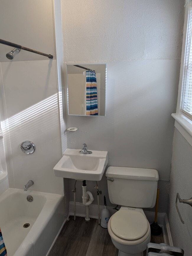 Foto del edificio - 125 Main St