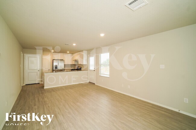 Foto del edificio - 3314 Carducci Dr