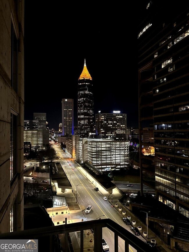 Building Photo - 400 W Peachtree St NW