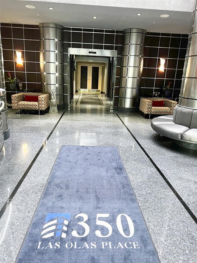 Primary Photo - 350 SE 2nd St