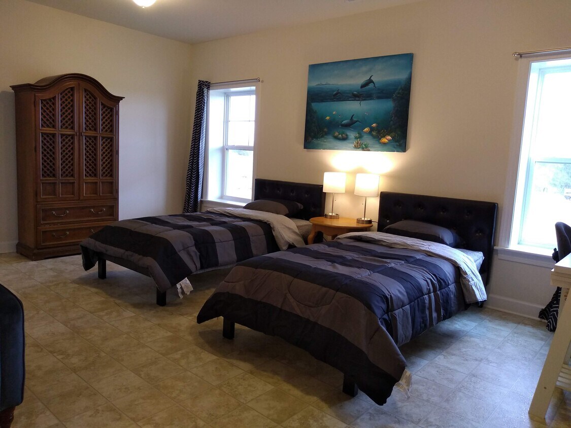 Building Photo - 1319 Merlot Dr