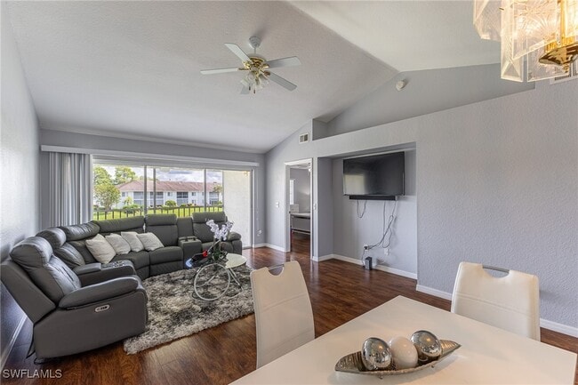 Building Photo - 420 Belina Dr