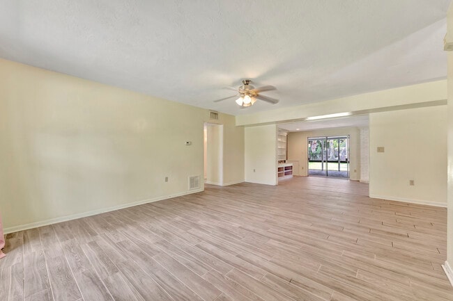 Living Room 1 - 935 Tarpon Ave House