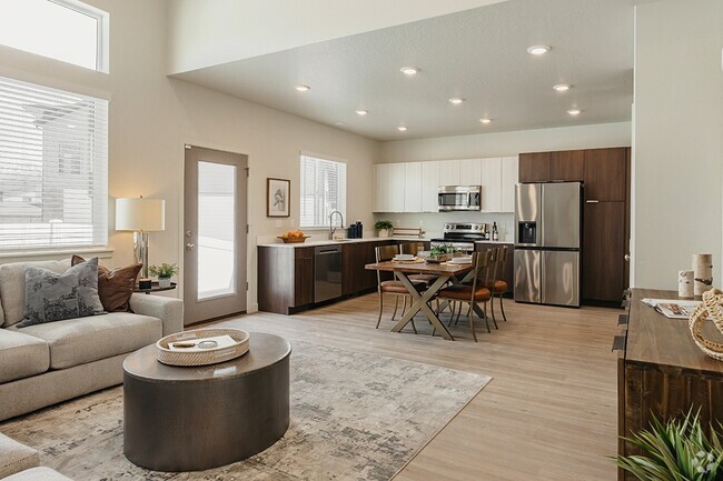 Building Photo - Rise Townhomes
