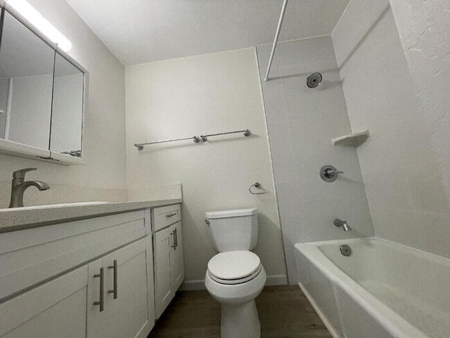 Building Photo - OPUA HALE Patio Homes 2/1/2 storage, W/D, ...