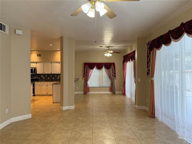 Foto del edificio - 1373 Foxforrest Cir