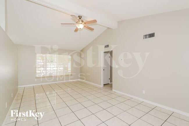 Foto del edificio - 6007 Dartmouth Dr