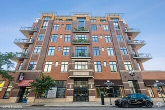 Building Photo - 3631 N Halsted St