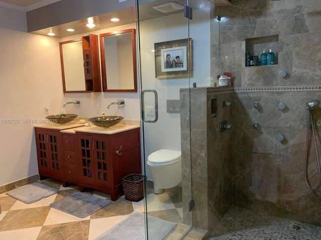 Building Photo - 3600 Galt Ocean Dr