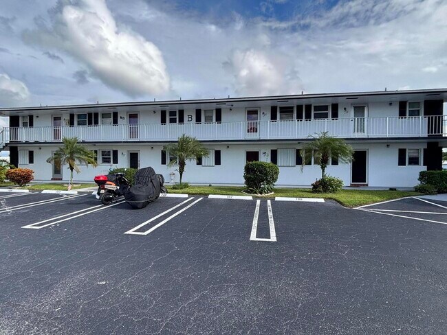 Foto del edificio - 1112 Lake Terrace