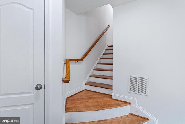 Foto del edificio - 905 Reserve Champion Dr