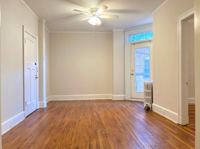 Photo - 103 W 39th St Apartment