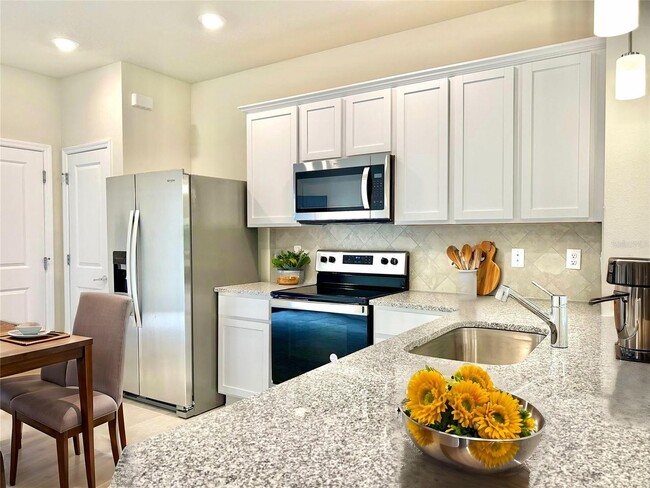 Foto del edificio - New Build 3Bed 2Bath Townhome in Kissimmee