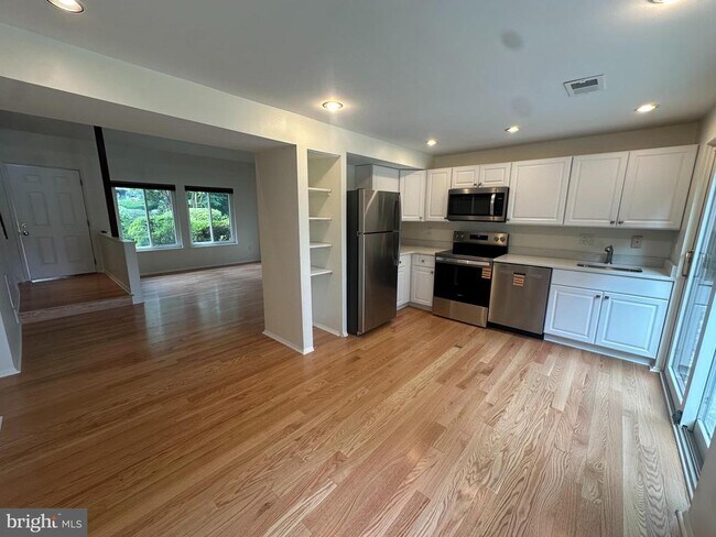 Foto del edificio - 11613 Piney Lodge Rd