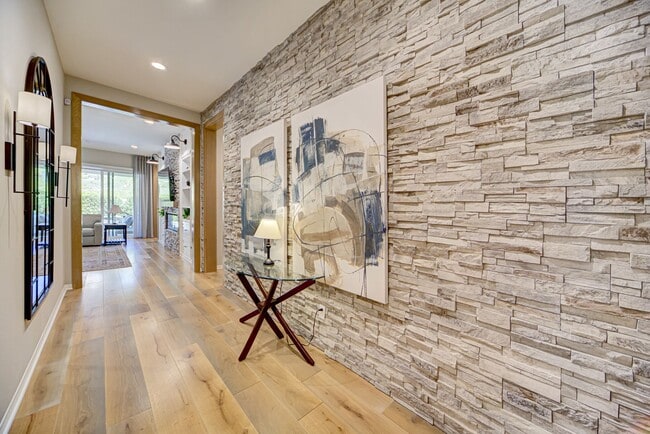 Foto del edificio - Stunning single-story 4 Bed/3 Bath Home So...
