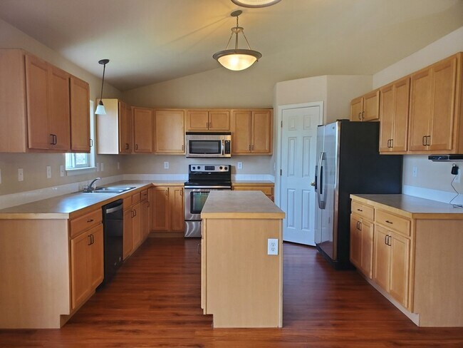Foto del edificio - 1824 86th Ave Ct