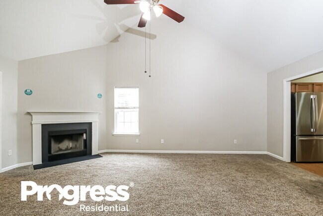 Foto del edificio - 5712 Falls Ridge Ln