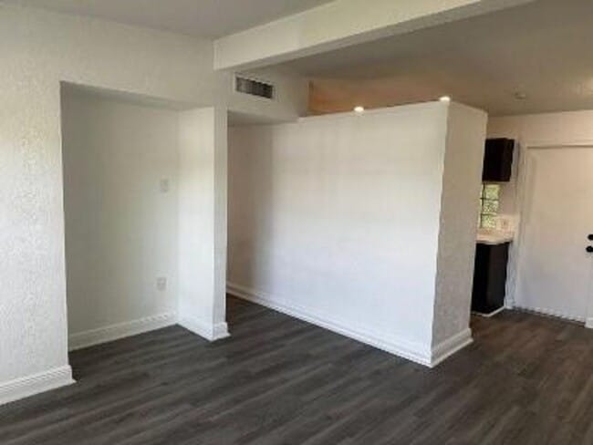 Foto del edificio - 3150 NW 3rd St