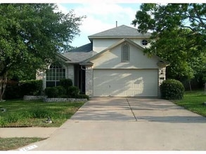 Building Photo - 1611 Sundance Dr