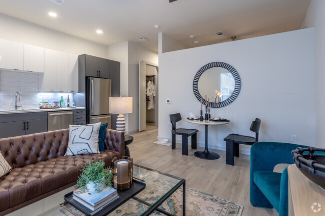 1BR, 1BA - 637SF Santa Fe A - Living/Dining Area - The Emory