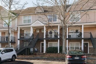 Building Photo - 1035 Barnett Shoals Rd